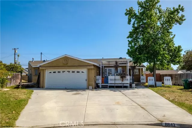 Westminster, CA 92683,8842 Kern Avenue