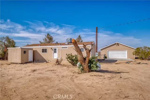 6474 Dos Palmas Road, Phelan, CA 92371