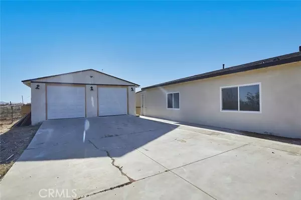 Apple Valley, CA 92308,10821 Matilija Road