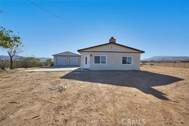 Apple Valley, CA 92308,10821 Matilija Road