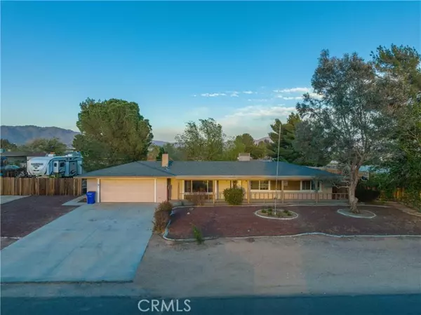 21844 Carlisle Road, Apple Valley, CA 92307