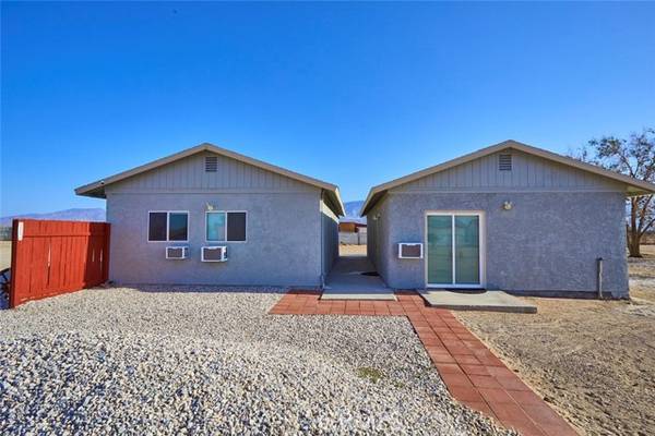 11200 Palomar Avenue, Lucerne Valley, CA 92356