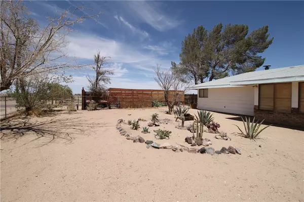 Newberry Springs, CA 92365,30819 Athol Lane