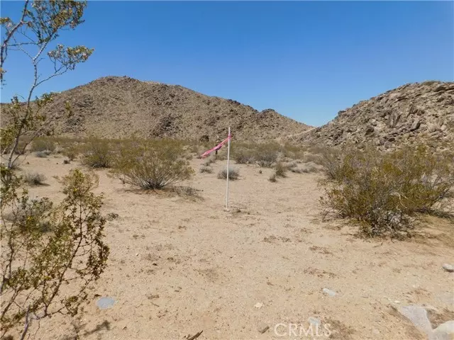 Lucerne Valley, CA 92356,0 Red Buttte