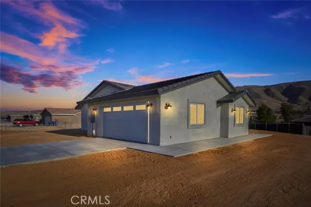 Apple Valley, CA 92308,22535 Ocotillo Way