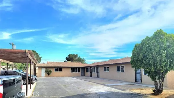 20381 Zuni Road, Apple Valley, CA 92307