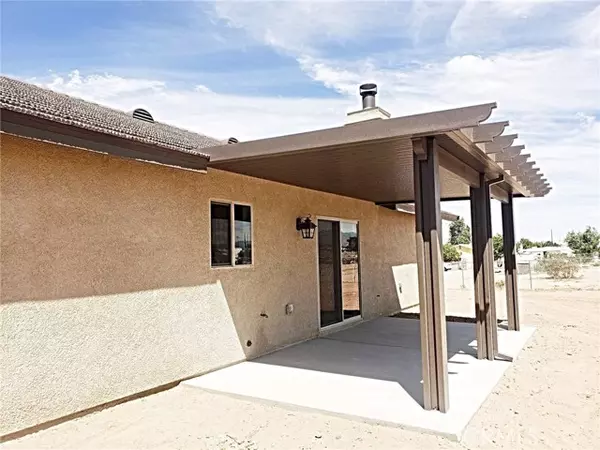 Hesperia, CA 92345,14865 Cashew Street