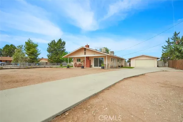 8950 5th Avenue, Hesperia, CA 92345