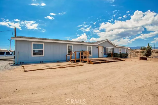 6975 Snow Line Drive, Phelan, CA 92371