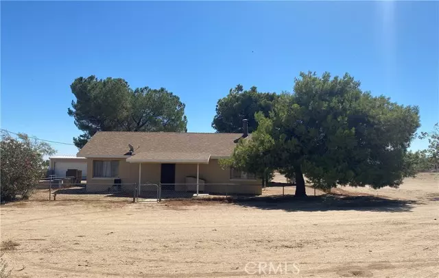 9725 Caughlin Road, Phelan, CA 92371