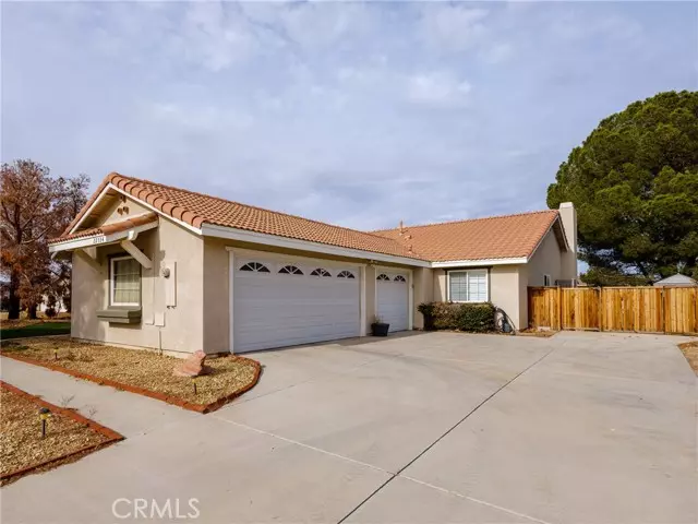 22534 High Vista Place, Apple Valley, CA 92307