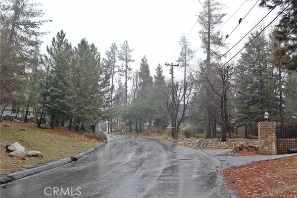 Lake Arrowhead, CA 92352,467 Emerald