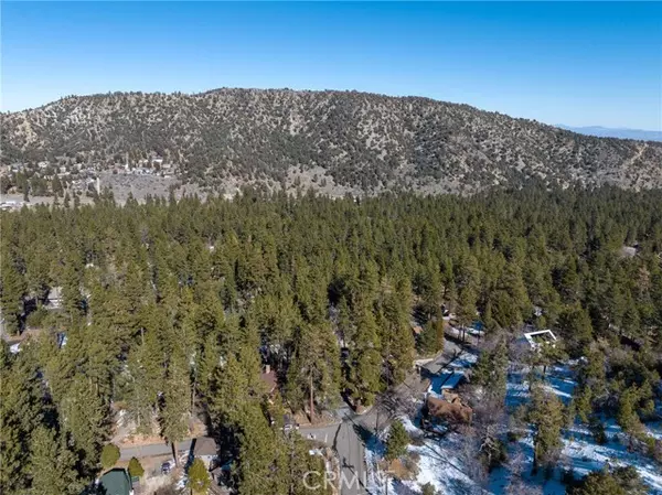 Wrightwood, CA 92397,5764 Twin Lakes Drive