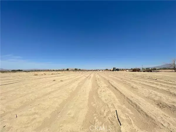 Lucerne Valley, CA 92356,11073 Locust