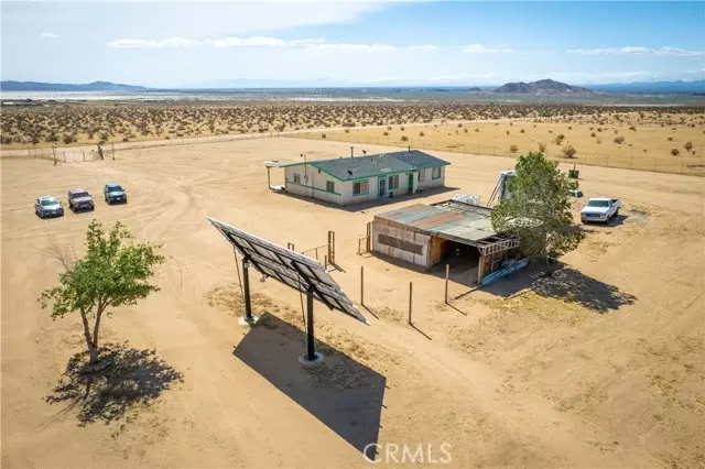 21990 Oasis Road, El Mirage, CA 92301