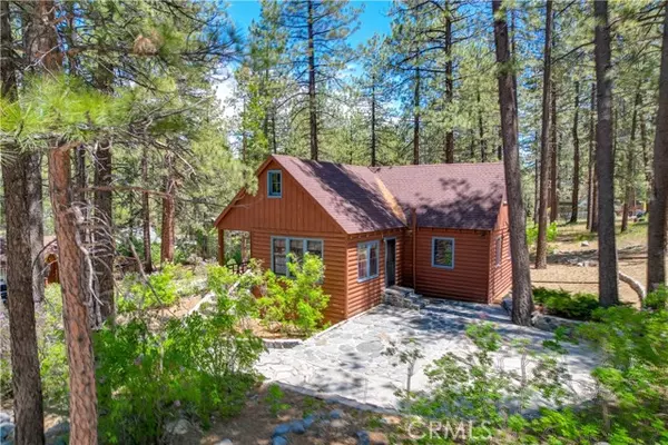 Wrightwood, CA 92397,1405 Oriole Road