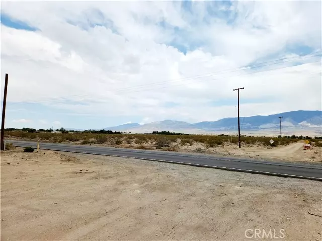 Lucerne Valley, CA 92356,10255 Calada