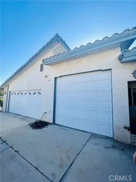 Helendale, CA 92342,14790 Greenbriar Drive