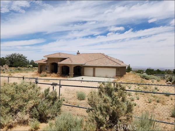 Pinon Hills, CA 92372,788 Cholla Road