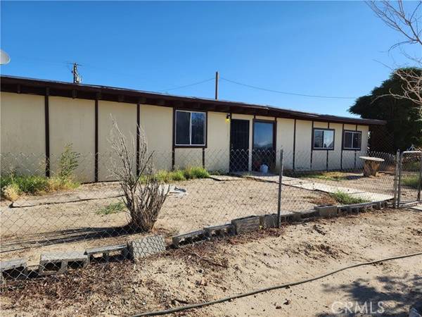 33795 Northside Road, Lucerne Valley, CA 92356