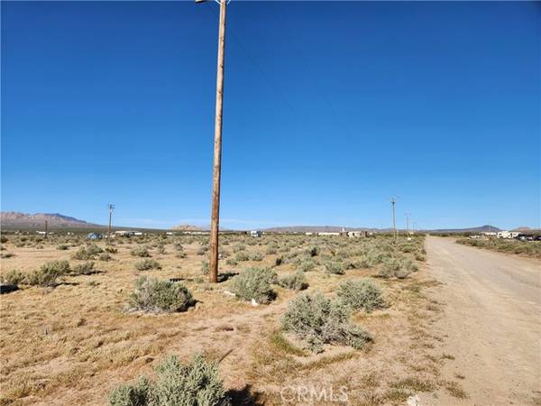 Lucerne Valley, CA 92356,36190 Campbell