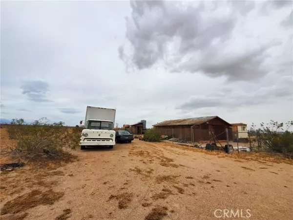 Adelanto, CA 92301,8746 Cactus