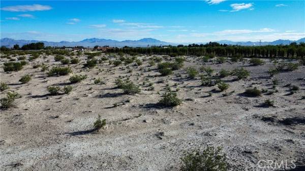 2 Old Woman Springs, Lucerne Valley, CA 92356