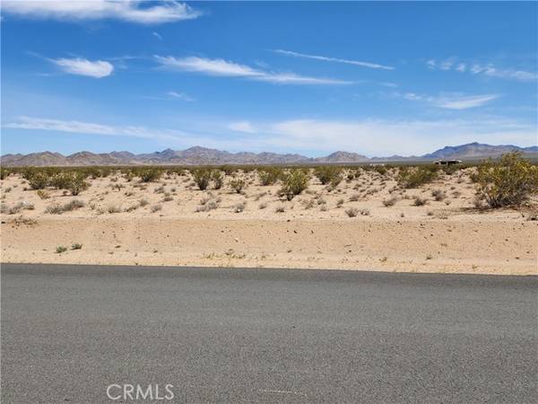 4 Northside, Lucerne Valley, CA 92356