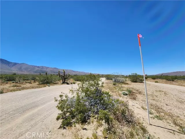 Lucerne Valley, CA 92356,2 Foothill