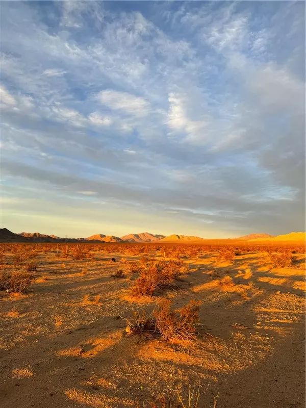 Lucerne Valley, CA 92356,0 Lincon