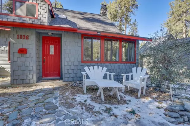 Wrightwood, CA 92397,1036 Robin Road