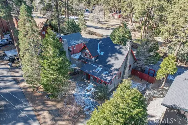 Wrightwood, CA 92397,1036 Robin Road