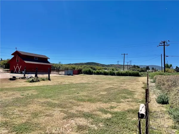 Oak Hills, CA 92344,5037 Honeyhill Road