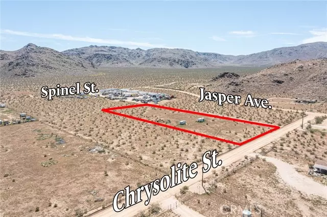 Lucerne Valley, CA 92356,31515 Chrysolite