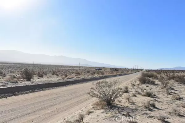 Lucerne Valley, CA 92356,0 E End