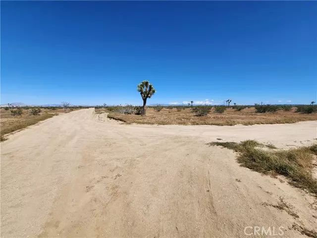 0 Mojave, Phelan, CA 92372