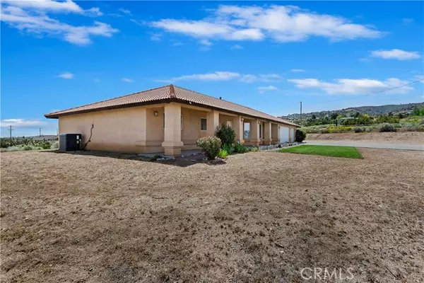 Pinon Hills, CA 92372,8825 Beekley Road