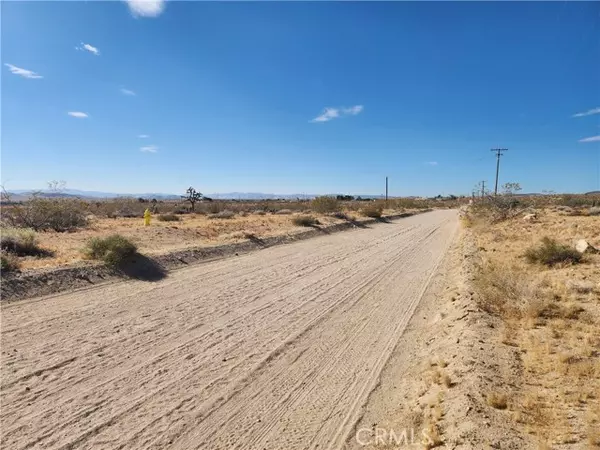 Landers, CA 92285,1210 Acoma