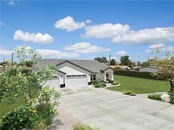 20664 Nisqually Road, Apple Valley, CA 92308