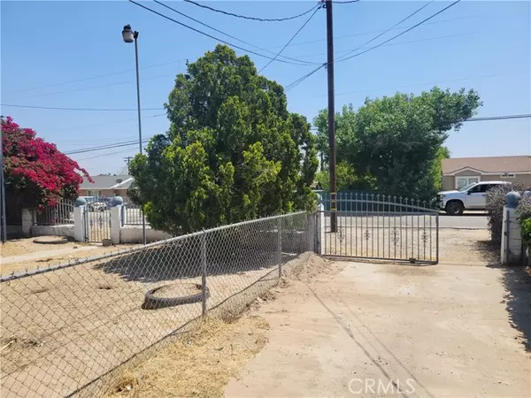 San Bernardino, CA 92407,2420 Kern Street