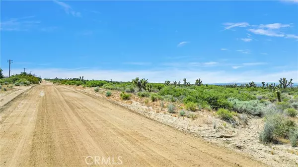 Llano, CA 93544,228 Vac/Cor