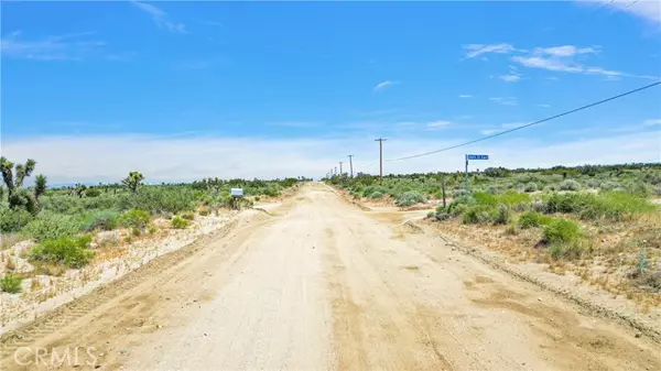 Llano, CA 93544,228 Vac/Cor