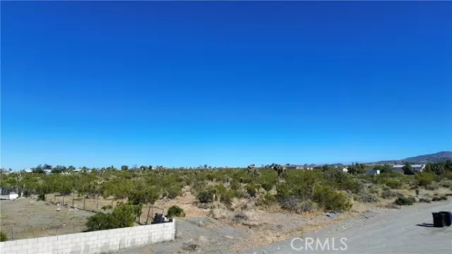 Pinon Hills, CA 92372,11 Evergreen