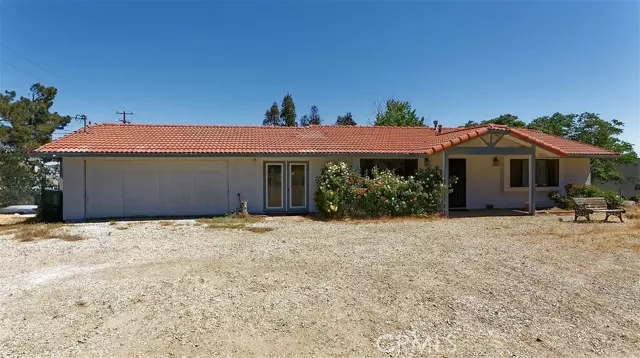 Phelan, CA 92371,10373 Paramount Road