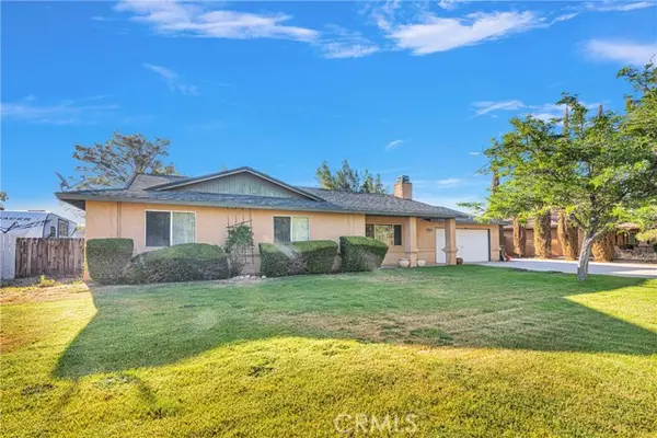 13385 Appleblossom Lane, Apple Valley, CA 92308