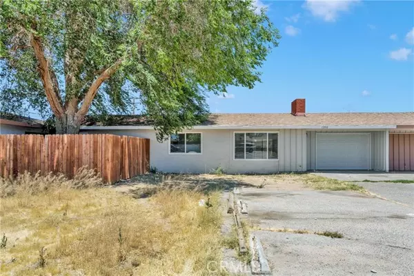 13390 Mohawk Road, Apple Valley, CA 92308