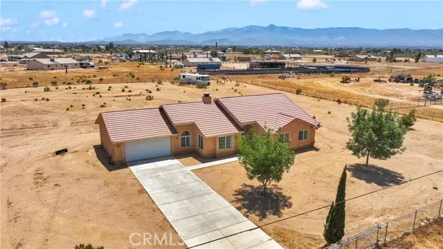 7667 Del Rosa Road, Phelan, CA 92371