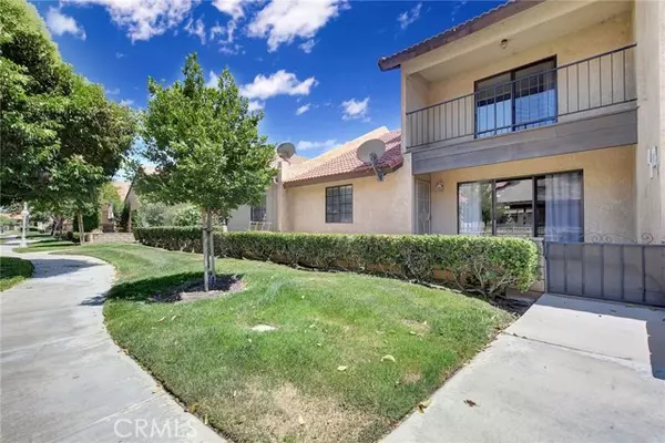 Apple Valley, CA 92308,19082 Cedar Drive