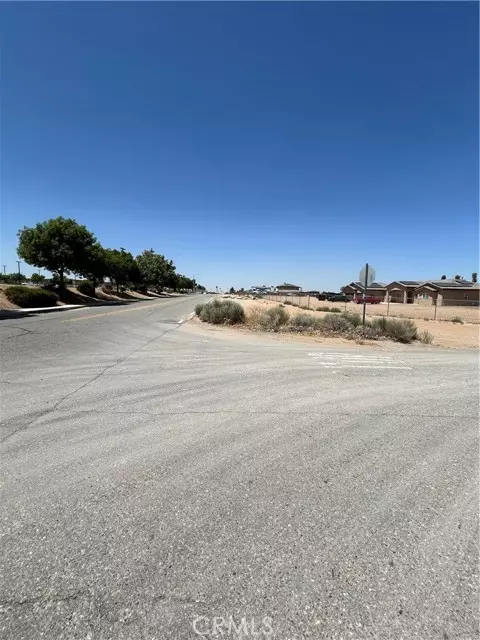 Oak Hills, CA 92344,0 COYOTE TRAIL