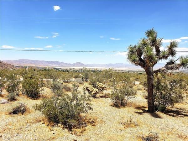 Lucerne Valley, CA 92356,32573 Azurite